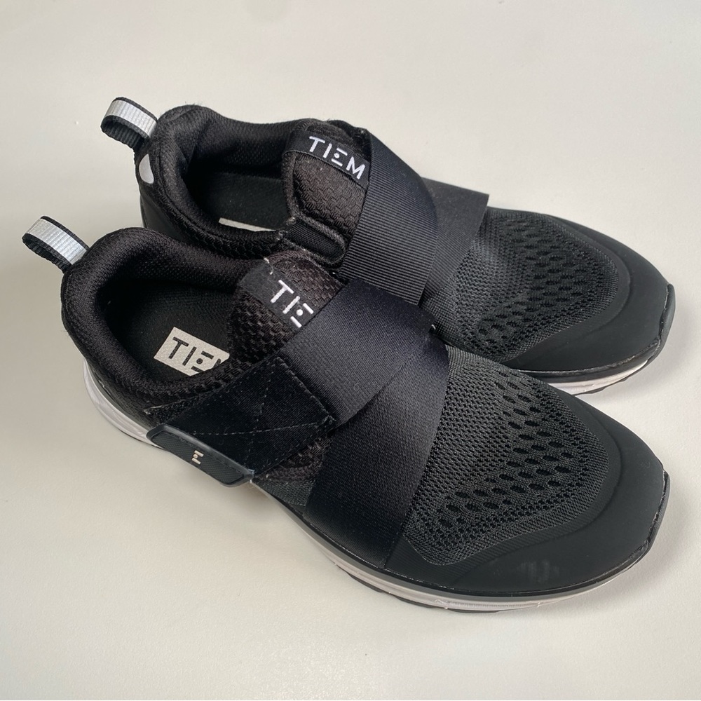 TIEM Women’s Black Slipstream Cycling Shoes Sz 6